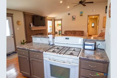 1704 Jackson Street, Port Lavaca, TX 77979 - Photo 18