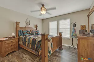 911 Heritage Hill, Canyon Lake, TX 78133 - Photo 22