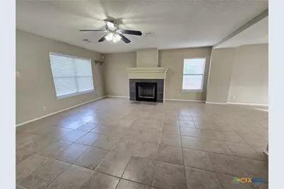 307 Stone Point, New Braunfels, TX 78130 - Photo 4