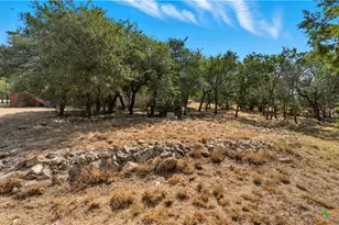 1138 Royal Eagle Dr, Fischer, TX 78623 - Photo 36