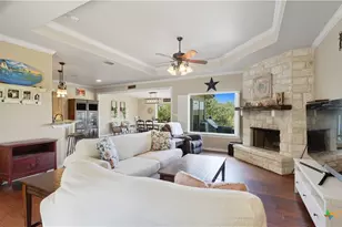 1138 Royal Eagle Dr, Fischer, TX 78623 - Photo 6