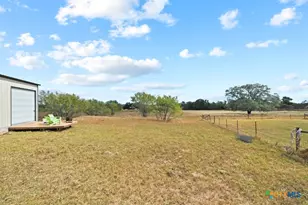 24091 State Hwy 80, Gonzales, TX 78629 - Photo 26
