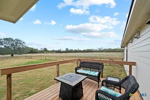 24091 State Hwy 80, Gonzales, TX 78629 - Photo 20