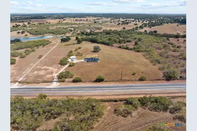 24091 State Highway 80, Gonzales, TX 78629 - Photo 30