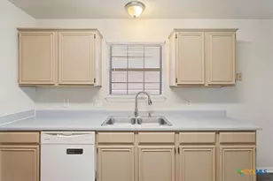 204 Rodeo Cir, Copperas Cove, TX 76522 - Photo 14