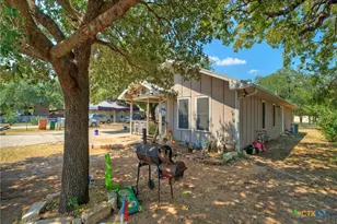 604 Vargas Rd, Austin, TX 78741 - Photo 4