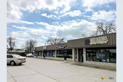 412 N King Street, Seguin, TX 78155 - Photo 6