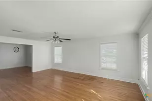 820 N 5th St, Temple, TX 76501 - Photo 10