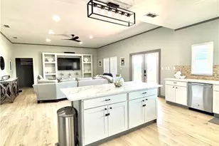 86 Kingfisher St, Port O'Connor, TX 77982 - Photo 12