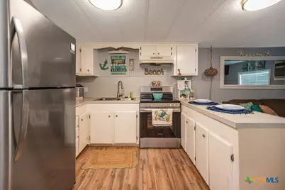 1207 W Madison Avenue, Port O'Connor, TX 77982 - Photo 12