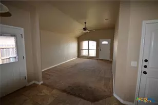 303 Sladecek Dr, Killeen, TX 76542 - Photo 4