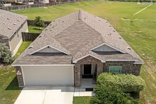 2946 Daisy Meadow, New Braunfels, TX 78130 - Photo 2