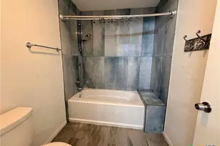 425 Woodland Point Rd, Belton, TX 76513 - Photo 18