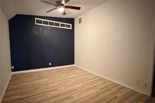 425 Woodland Point Rd, Belton, TX 76513 - Photo 14