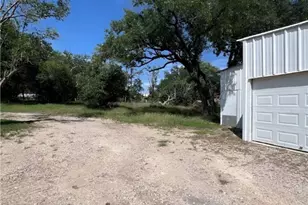 425 Woodland Point Rd, Belton, TX 76513 - Photo 26