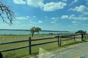 425 Woodland Point Rd, Belton, TX 76513 - Photo 4