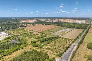 22031A Old Nacogdoches Rd, New Braunfels, TX 78132 - Photo 8