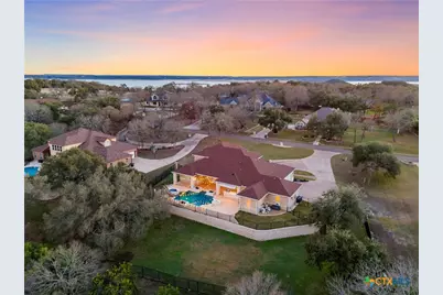 9864 Sendera Drive, Belton, TX 76513 - Photo 8