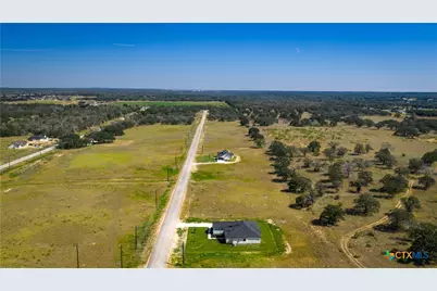 156 Firewheel Loop, Floresville, TX 78114 - Photo 34