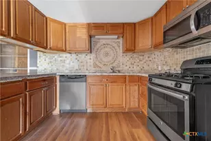 2125 Gurley Ave, Waco, TX 76706 - Photo 8