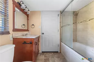 2125 Gurley Ave, Waco, TX 76706 - Photo 16