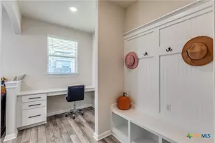 213 Sugar Cane Rd, Buda, TX 78610 - Photo 14