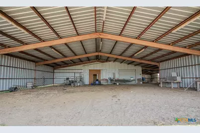 13888 Fm 236, Victoria, TX 77905 - Photo 30