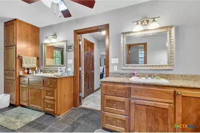 725 County Road 300, Hamilton, TX 76531 - Photo 26