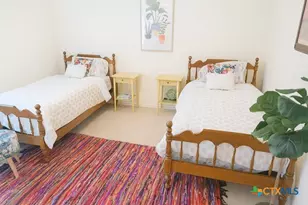 1054 Rolling Path, New Braunfels, TX 78130 - Photo 10