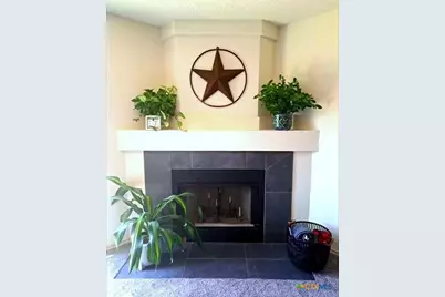 1054 Rolling Path, New Braunfels, TX 78130 - Photo 4