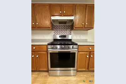 12005 Kilmartin Lane, Austin, TX 78754 - Photo 8