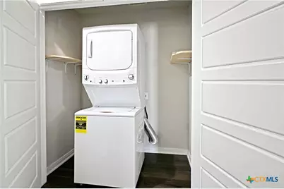 2973 Greenbriar, Seguin, TX 78155 - Photo 16