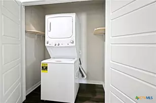 2973 Greenbriar, Seguin, TX 78155 - Photo 16