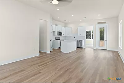 223 W Allen Street, Bartlett, TX 76511 - Photo 4