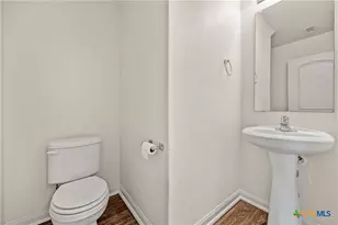 137 Bridges Ln, Jarrell, TX 76537 - Photo 14