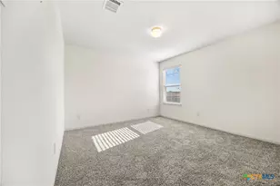 137 Bridges Ln, Jarrell, TX 76537 - Photo 16