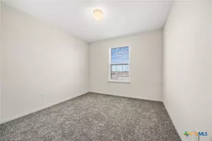 137 Bridges Ln, Jarrell, TX 76537 - Photo 24