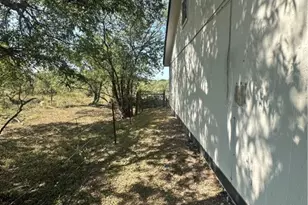 19221 San Marcos Hwy, Martindale, TX 78655 - Photo 2