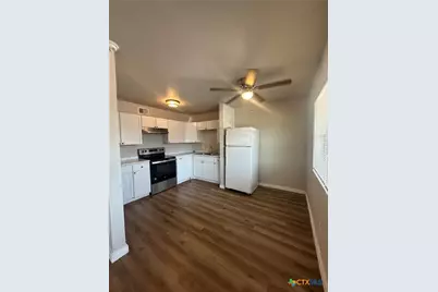 19221 San Marcos Highway #B, Martindale, TX 78655 - Photo 12