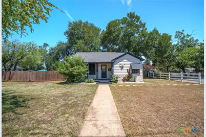 524 E 13th Avenue, Belton, TX 76513 - Photo 2