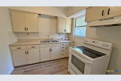 1002 S 19th Street, Copperas Cove, TX 76522 - Photo 4