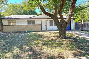 1002 S 19th St, Copperas Cove, TX 76522 - Photo 2