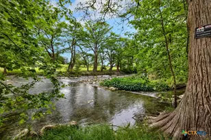 730 E Mather St, New Braunfels, TX 78130 - Photo 36