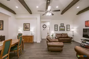 113 Persimmon Ct, Victoria, TX 77904 - Photo 6