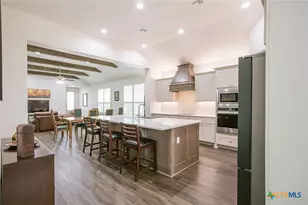 113 Persimmon Ct, Victoria, TX 77904 - Photo 10