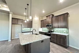 214 Desert Holly Dr, Temple, TX 76502 - Photo 10