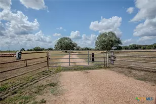 13888 FM 236, Victoria, TX 77905 - Photo 34