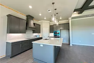 1011 Alice Cir, Temple, TX 76502 - Photo 8