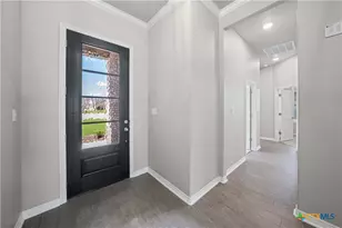 1011 Alice Cir, Temple, TX 76502 - Photo 4