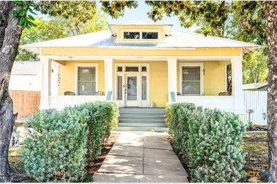 843 Cross Street, New Braunfels, TX 78130 - Photo 2